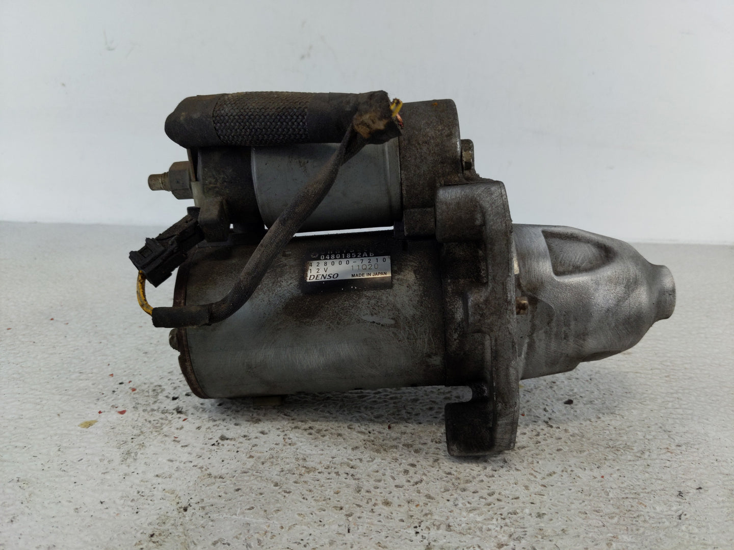 2011-2016 Chrysler 300 Car Starter Motor Solenoid OEM P/N:428000-7210 04801852AB Fits Fits 2011 2012 2013 2014 2015 2016 OEM