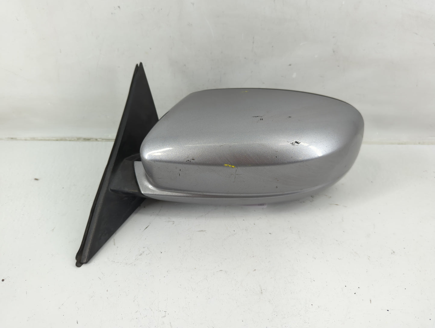 2011-2014 Chrysler 300 Driver Side View Mirror - Left Door Mirror OEM Used - Oemusedautoparts1.com