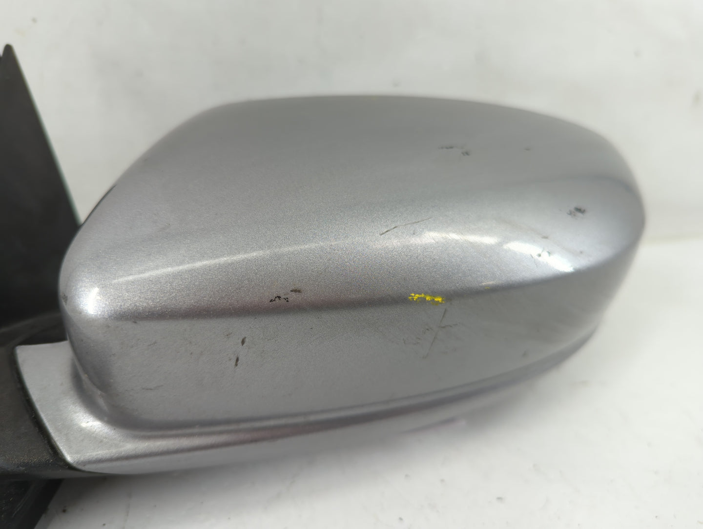 2011-2014 Chrysler 300 Driver Side View Mirror - Left Door Mirror OEM Used - Oemusedautoparts1.com