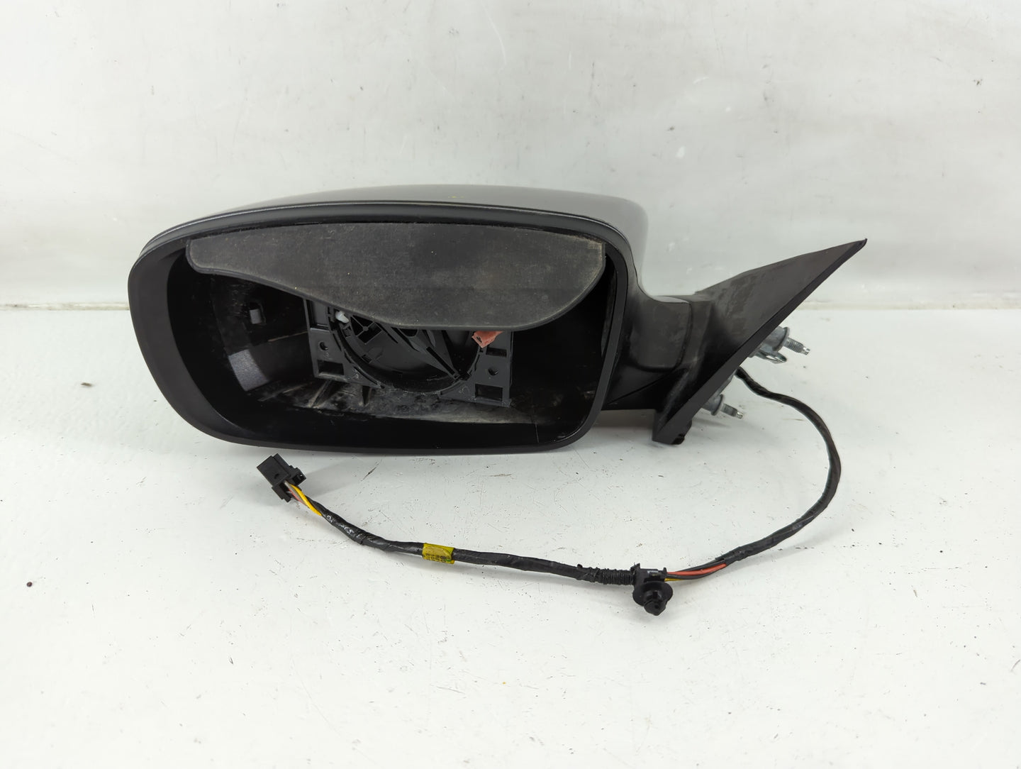 2011-2014 Chrysler 300 Driver Side View Mirror - Left Door Mirror OEM Used - Oemusedautoparts1.com