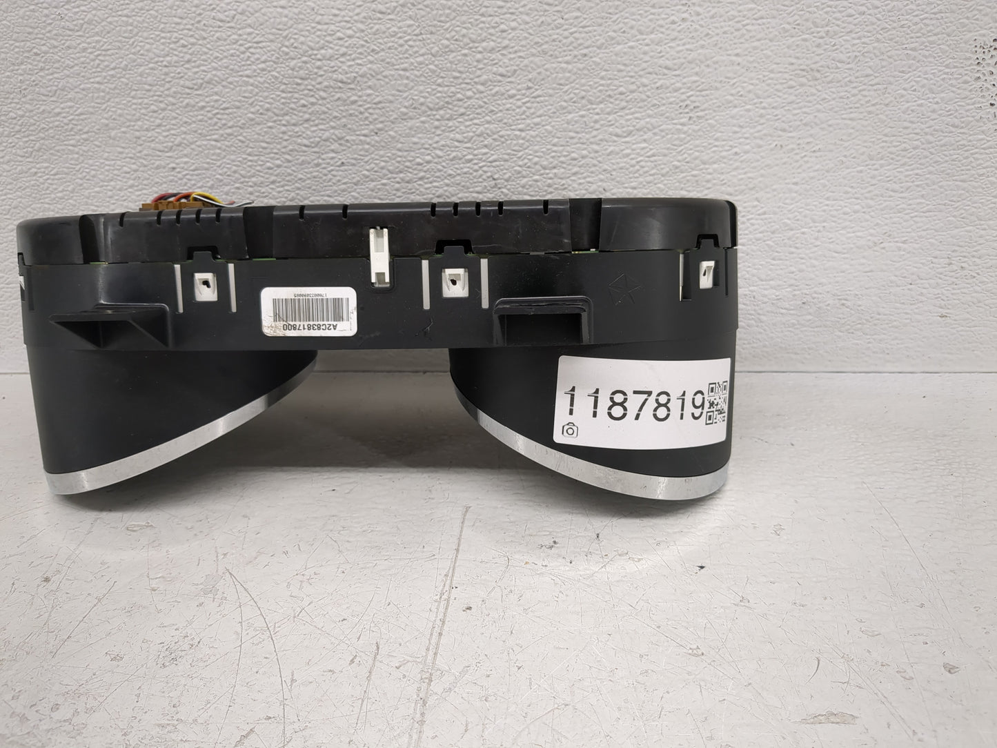 2014 Chrysler 300 Instrument Cluster Speedometer Gauges P/N:P56054718AC Fits OEM Used Auto Parts - Oemusedautoparts1.com