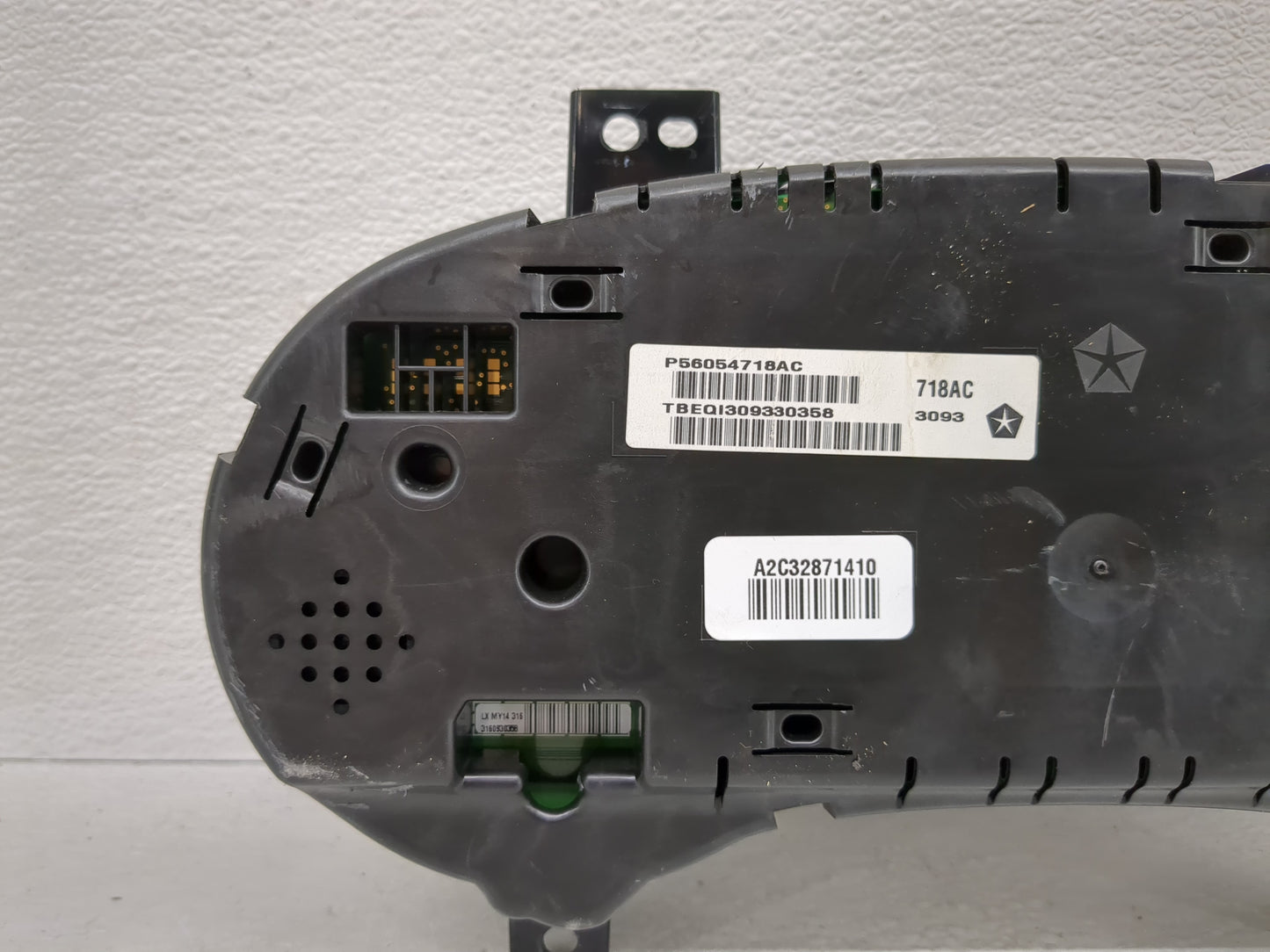 2014 Chrysler 300 Instrument Cluster Speedometer Gauges P/N:P56054718AC Fits OEM Used Auto Parts - Oemusedautoparts1.com
