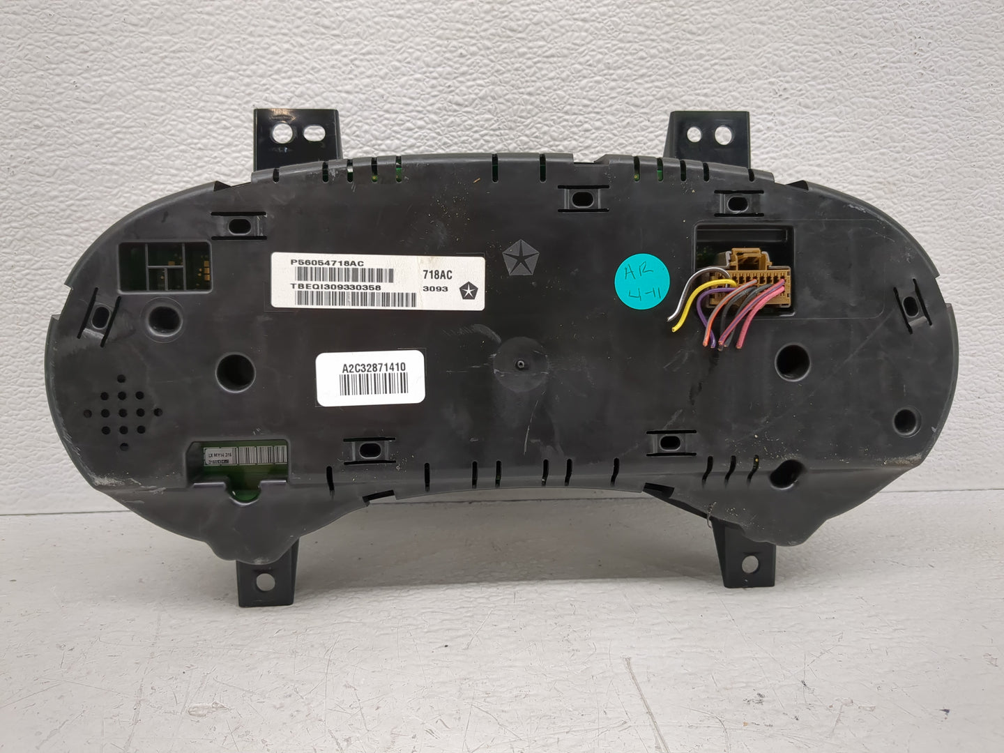 2014 Chrysler 300 Instrument Cluster Speedometer Gauges P/N:P56054718AC Fits OEM Used Auto Parts - Oemusedautoparts1.com