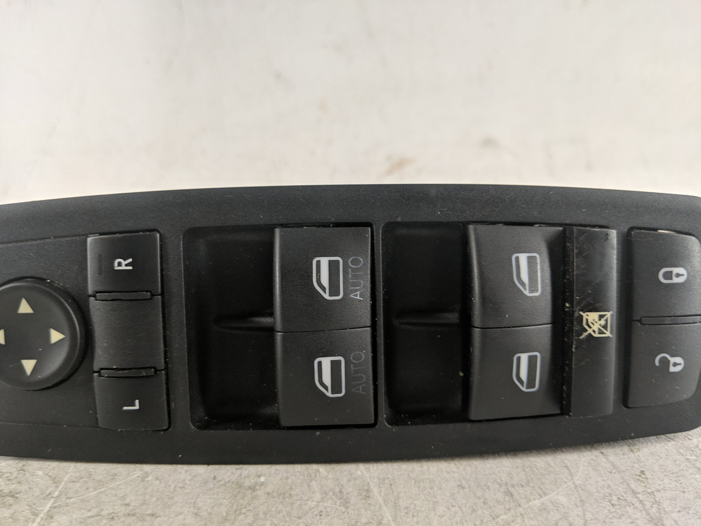 2011-2014 Chrysler 300 Master Power Window Switch Replacement Driver Side Left P/N:68139805AB Fits OEM Used Auto Parts - Oem