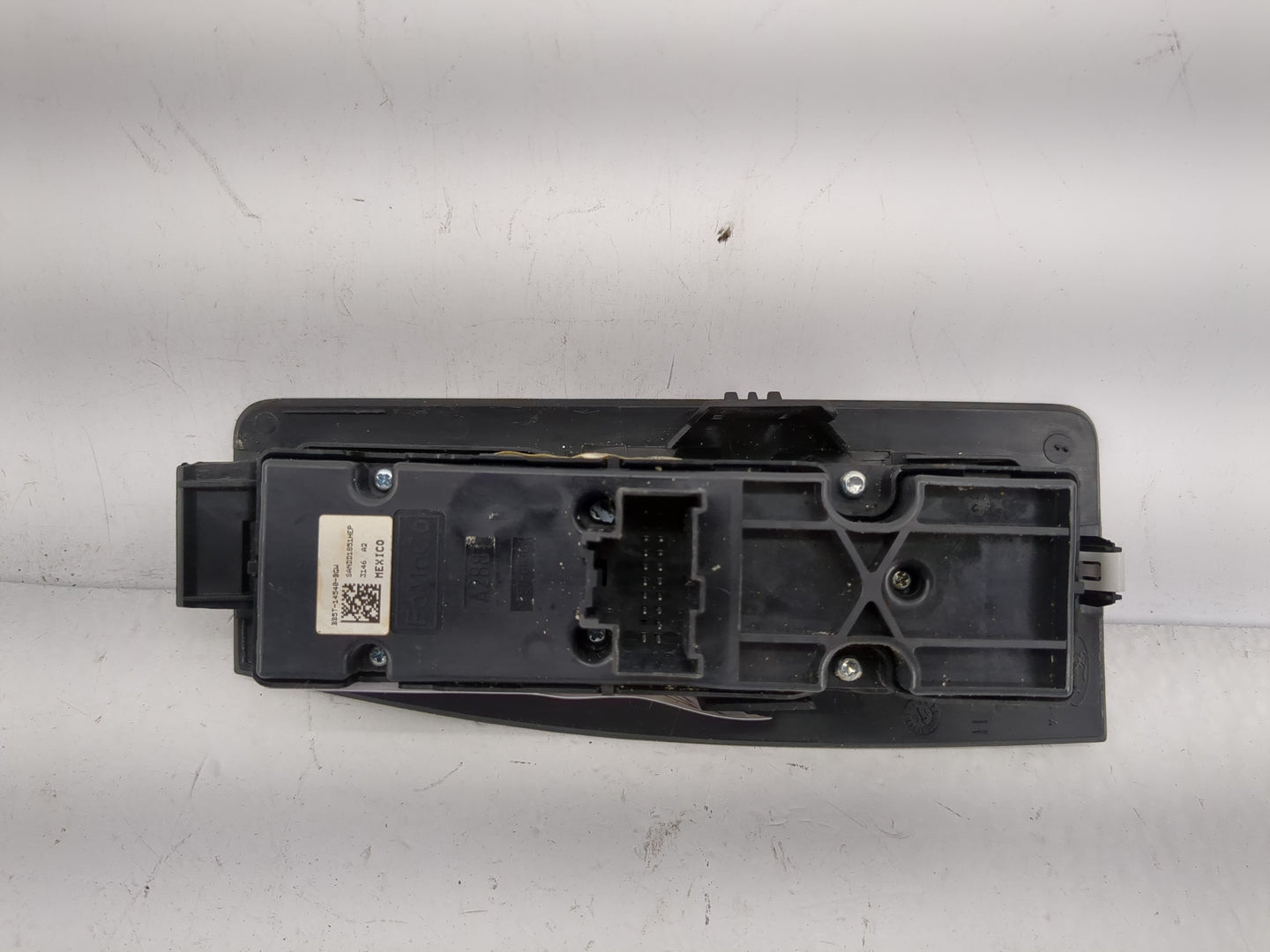 2011-2014 Chrysler 300 Master Power Window Switch Replacement Driver Side Left P/N:68139805AB Fits OEM Used Auto Parts - Oem
