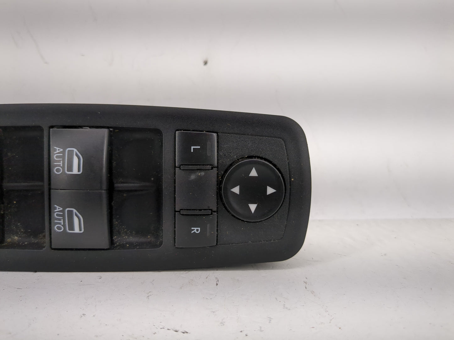 2011-2014 Chrysler 300 Master Power Window Switch Replacement Driver Side Left P/N:68139805AB Fits OEM Used Auto Parts - Oem