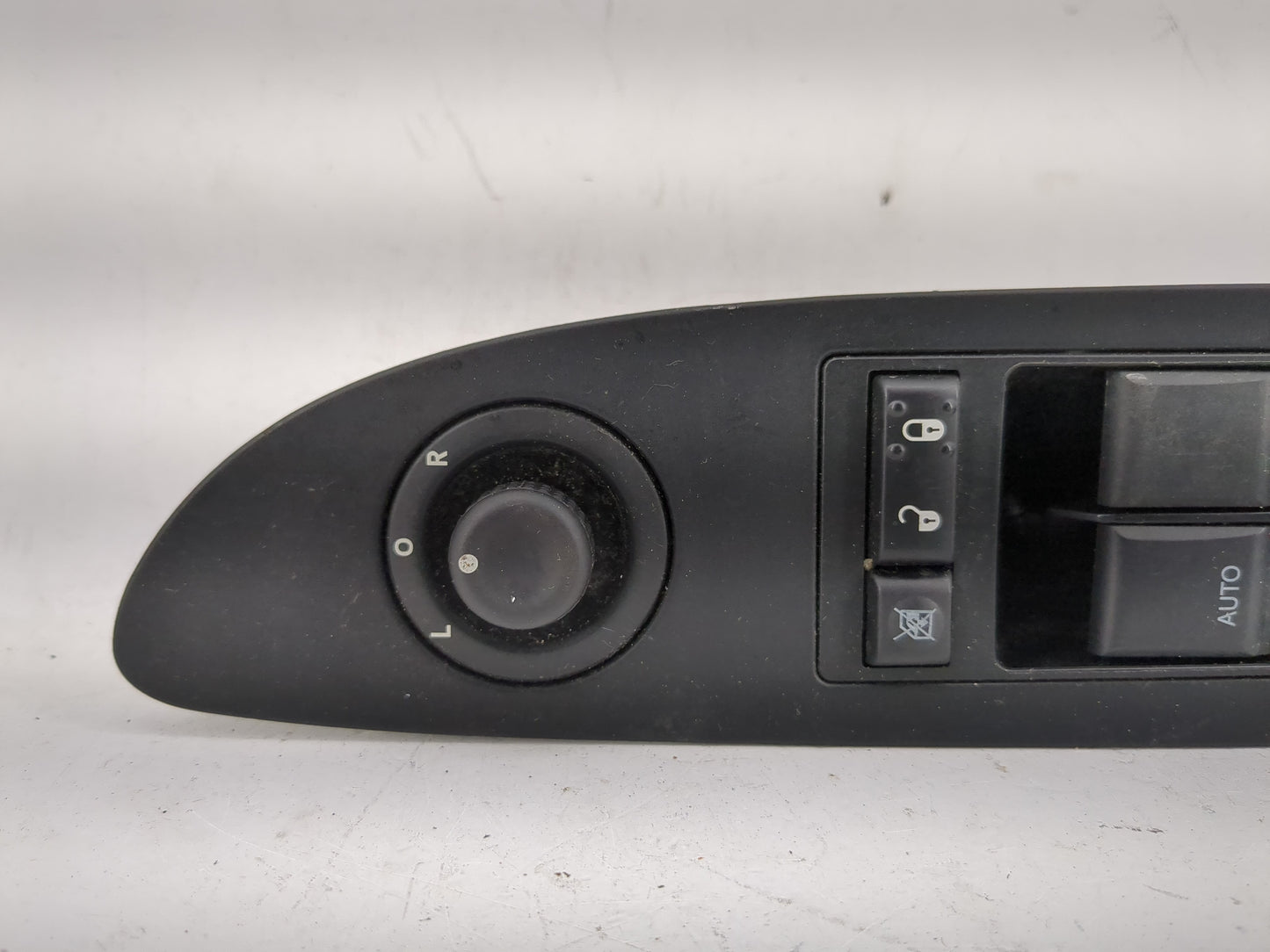 2013-2014 Chrysler 300 Master Power Window Switch Replacement Driver Side Left P/N:04602780AA Fits Fits 2013 2014 2018 2019 