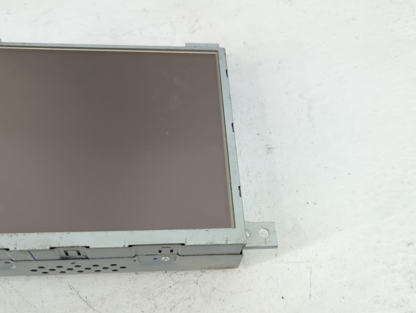 2011-2014 Chrysler 300 Information Display Screen - Oemusedautoparts1.com