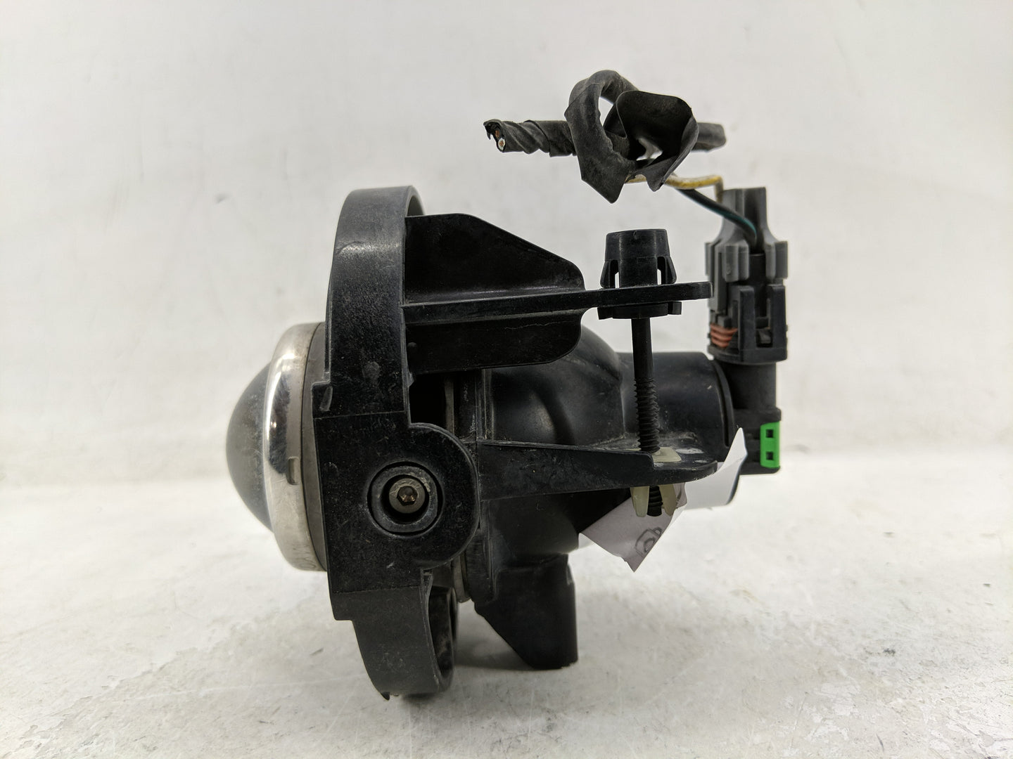 2011-2014 Chrysler 300 Driver Left Oem Fog Light Lamp - Oemusedautoparts1.com