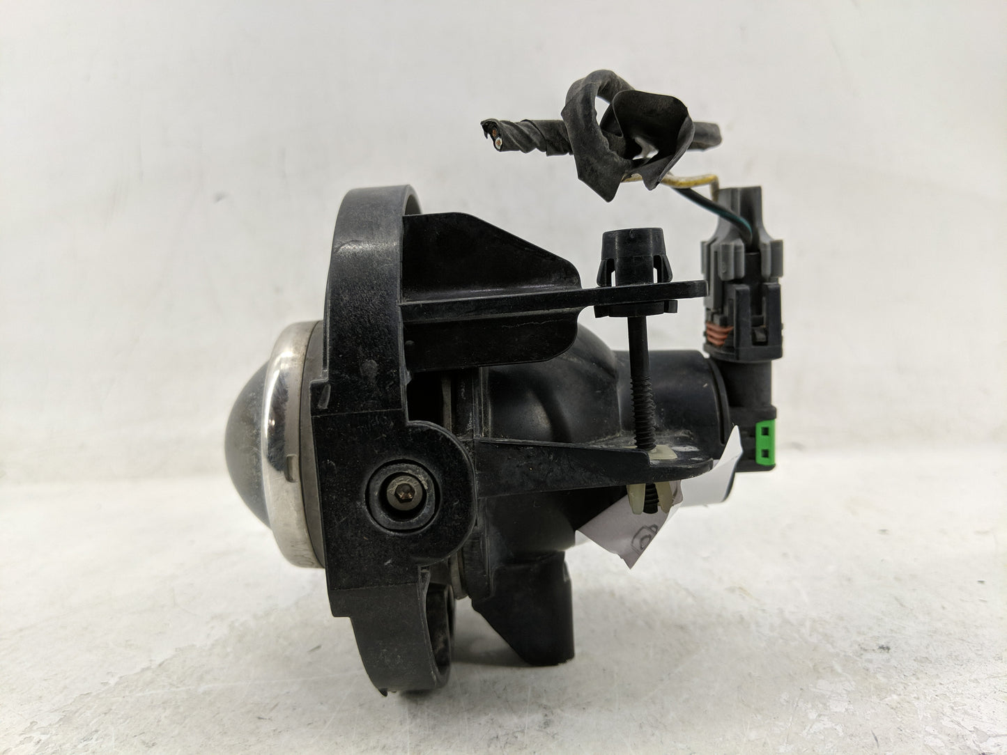 2011-2014 Chrysler 300 Driver Left Oem Fog Light Lamp - Oemusedautoparts1.com