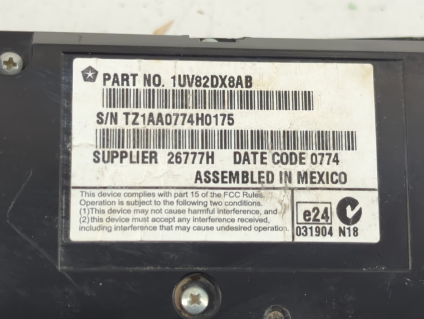 2014 Chrysler 300 Radio Control Panel - Oemusedautoparts1.com