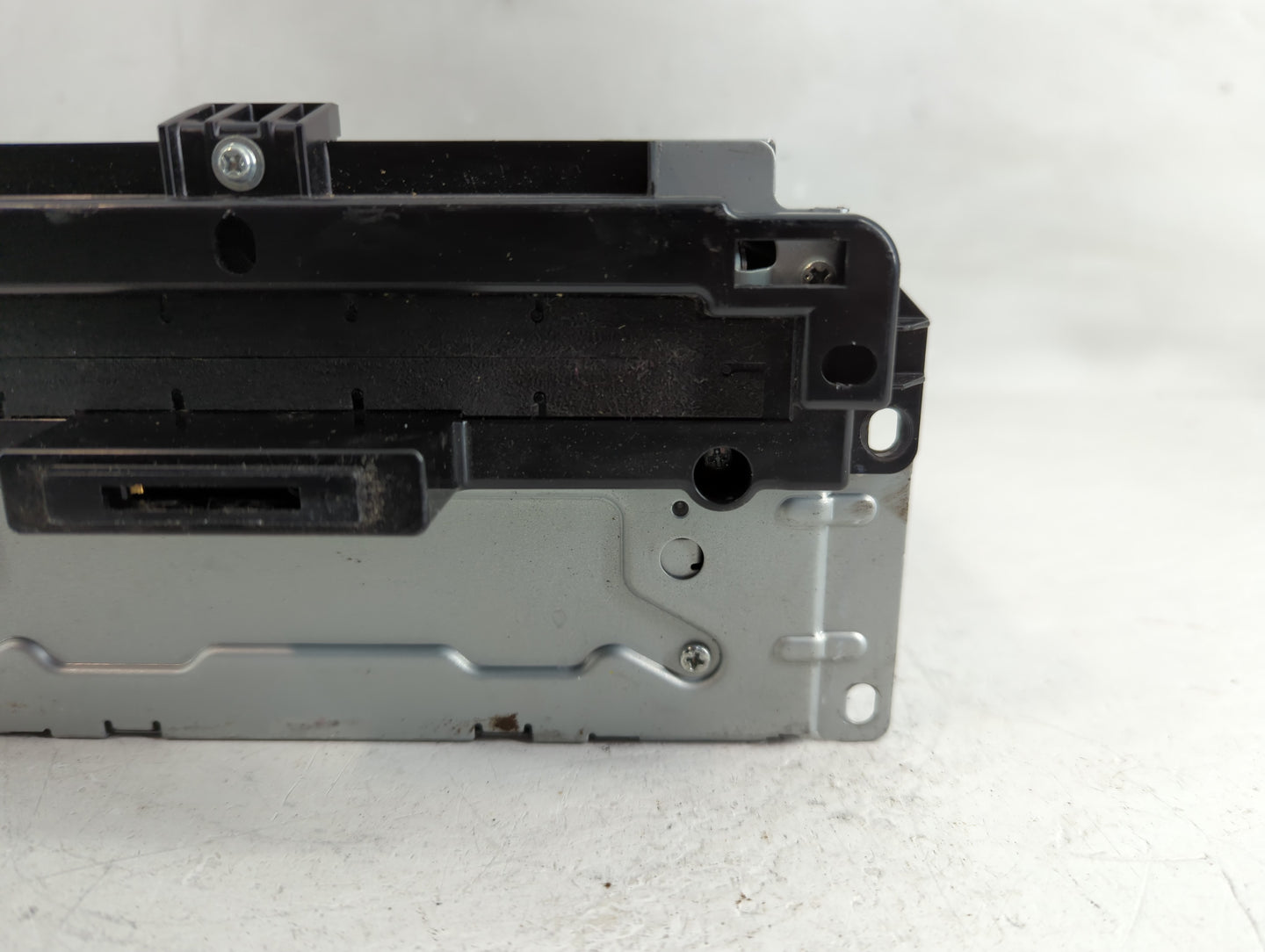 2014 Chrysler 300 Radio AM FM Cd Player Receiver Replacement P/N:P68210554AE Fits OEM Used Auto Parts - Oemusedautoparts1.co
