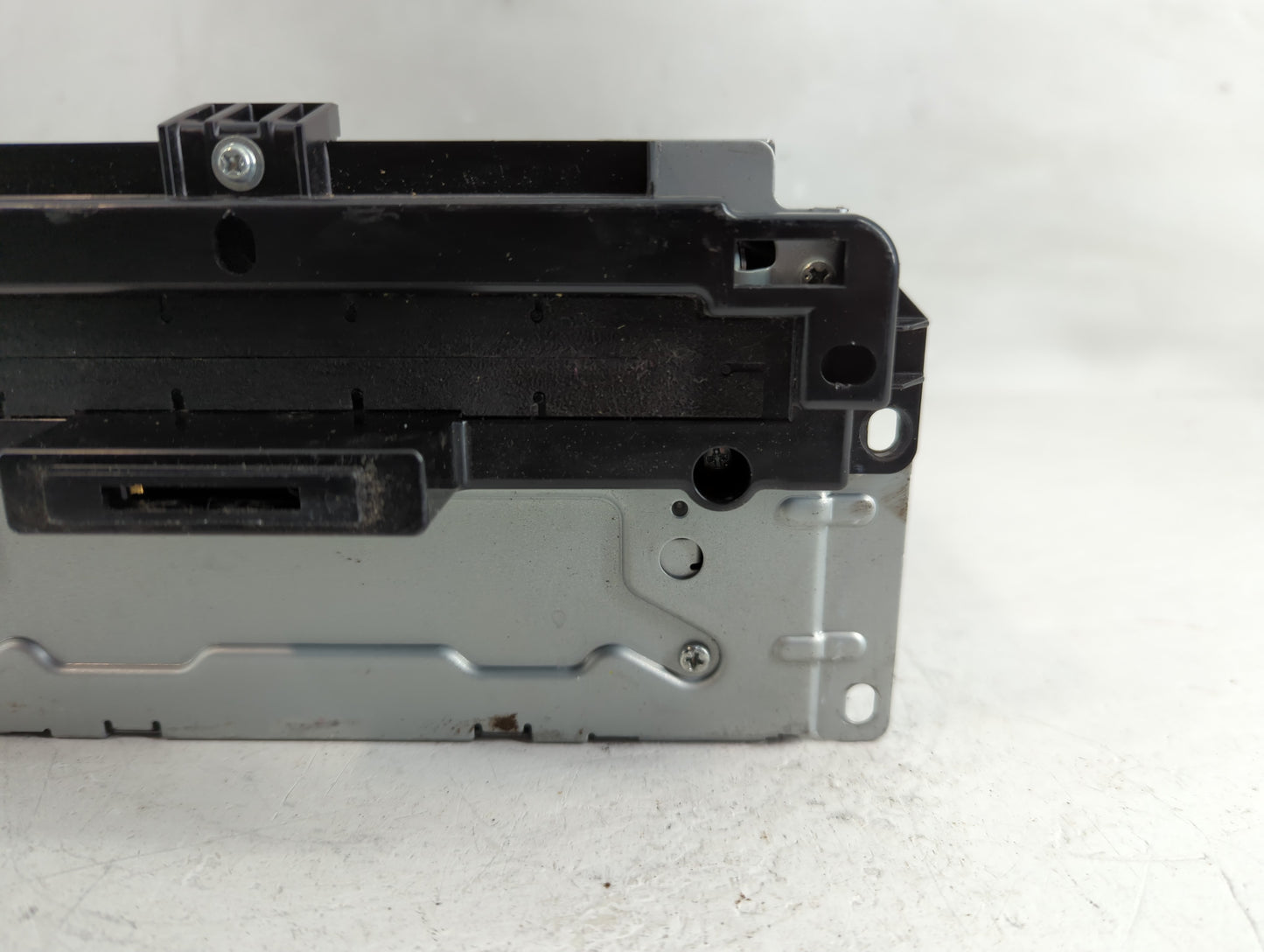 2014 Chrysler 300 Radio AM FM Cd Player Receiver Replacement P/N:P68210554AE Fits OEM Used Auto Parts - Oemusedautoparts1.co