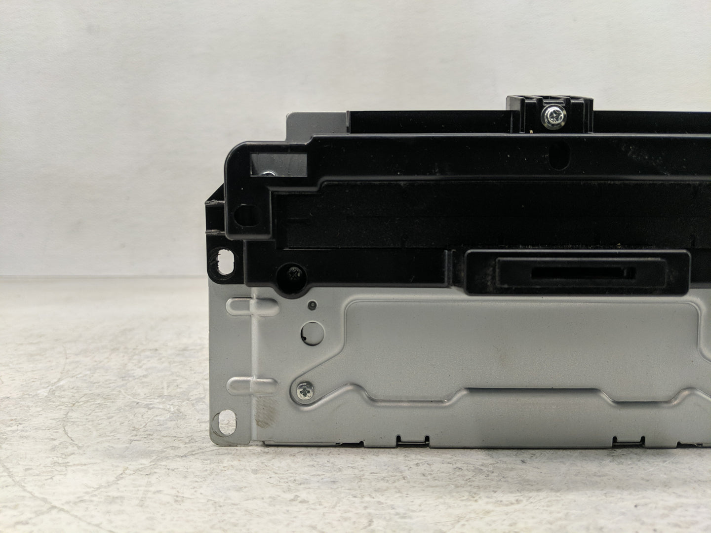2014 Chrysler 300 Radio AM FM Cd Player Receiver Replacement P/N:P68210554AE Fits OEM Used Auto Parts - Oemusedautoparts1.co