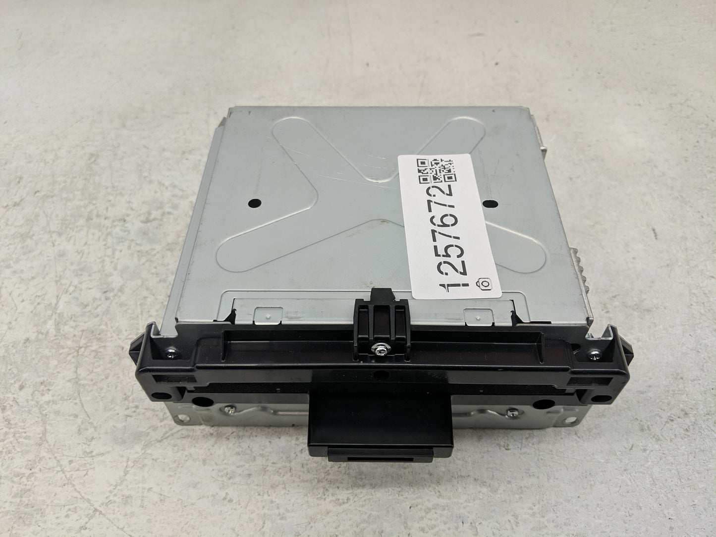 2014 Chrysler 300 Radio AM FM Cd Player Receiver Replacement P/N:P68210554AE Fits OEM Used Auto Parts - Oemusedautoparts1.co