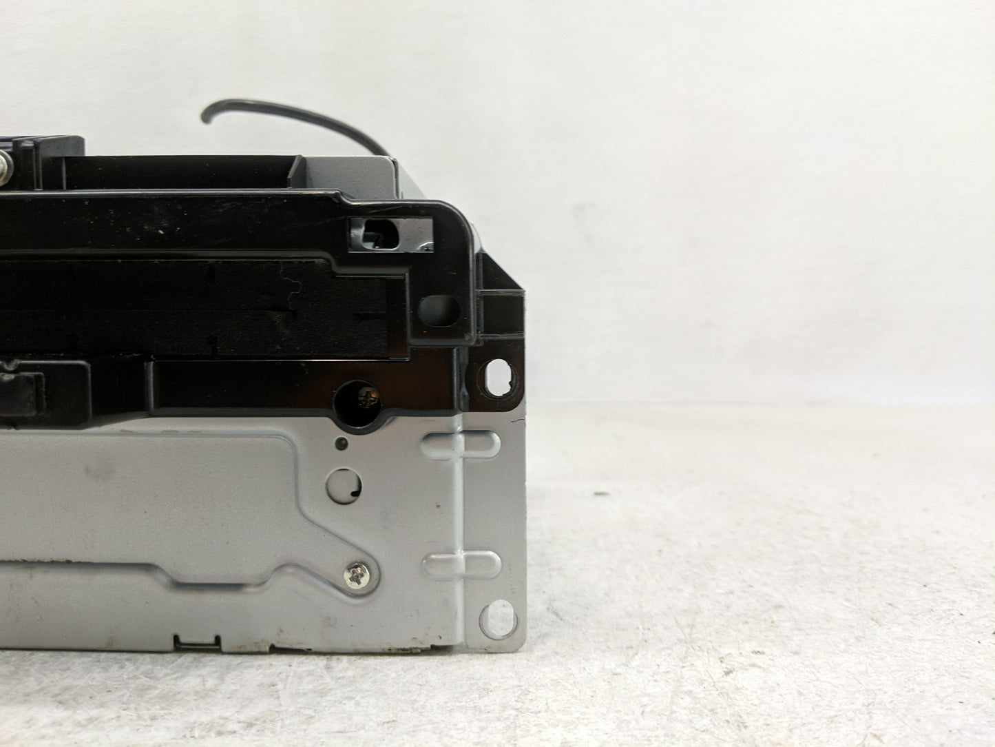 2014 Chrysler 300 Radio AM FM Cd Player Receiver Replacement P/N:P68210554AH Fits OEM Used Auto Parts - Oemusedautoparts1.co