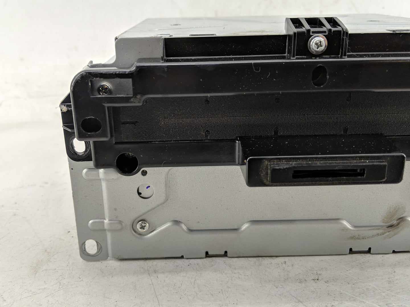 2014 Chrysler 300 Radio AM FM Cd Player Receiver Replacement P/N:P68210553AE Fits OEM Used Auto Parts - Oemusedautoparts1.co