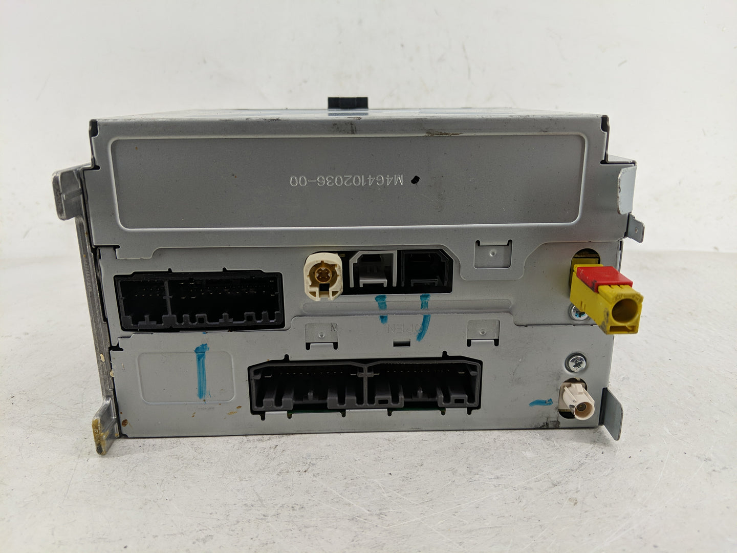 2014 Chrysler 300 Radio AM FM Cd Player Receiver Replacement P/N:P68210553AE Fits OEM Used Auto Parts - Oemusedautoparts1.co