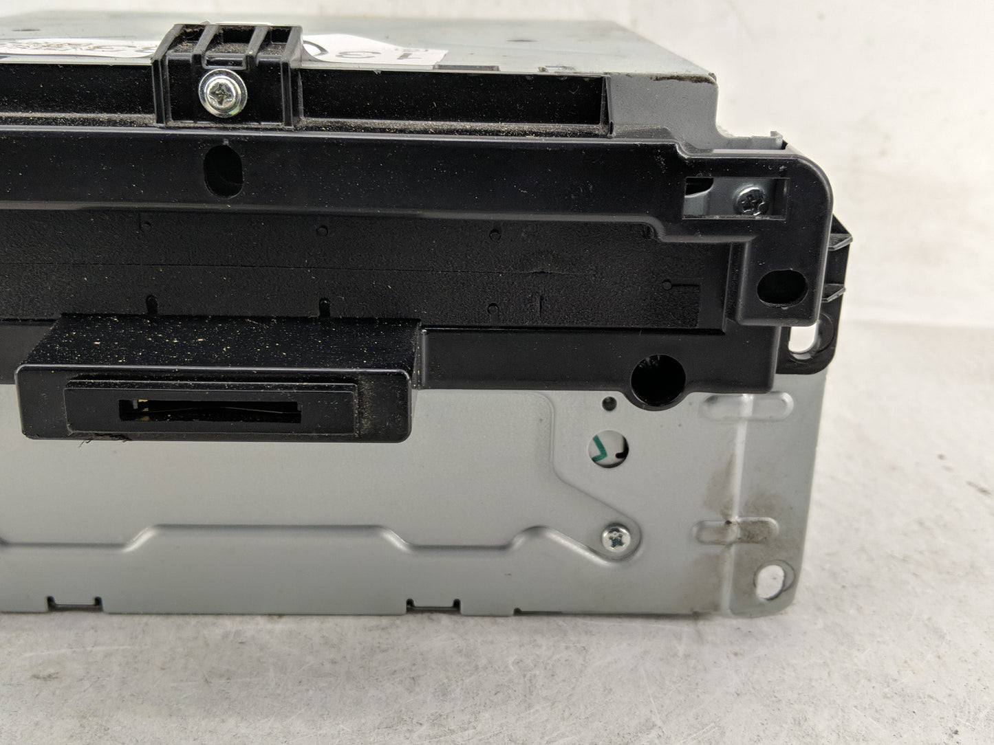 2014 Chrysler 300 Radio AM FM Cd Player Receiver Replacement P/N:P68210553AE Fits OEM Used Auto Parts - Oemusedautoparts1.co