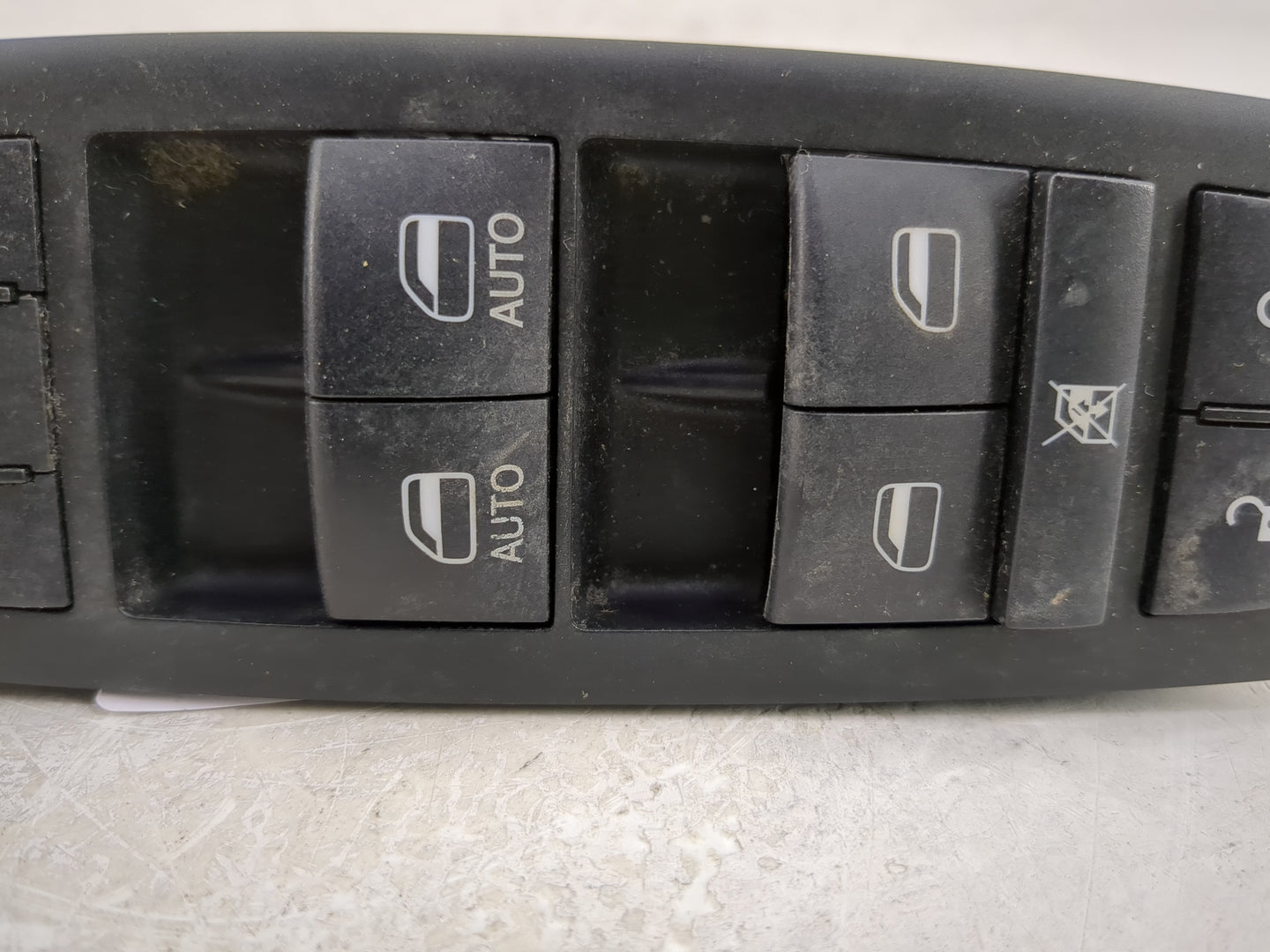 2011-2014 Chrysler 300 Master Power Window Switch Replacement Driver Side Left P/N:68139805AB Fits OEM Used Auto Parts - Oem