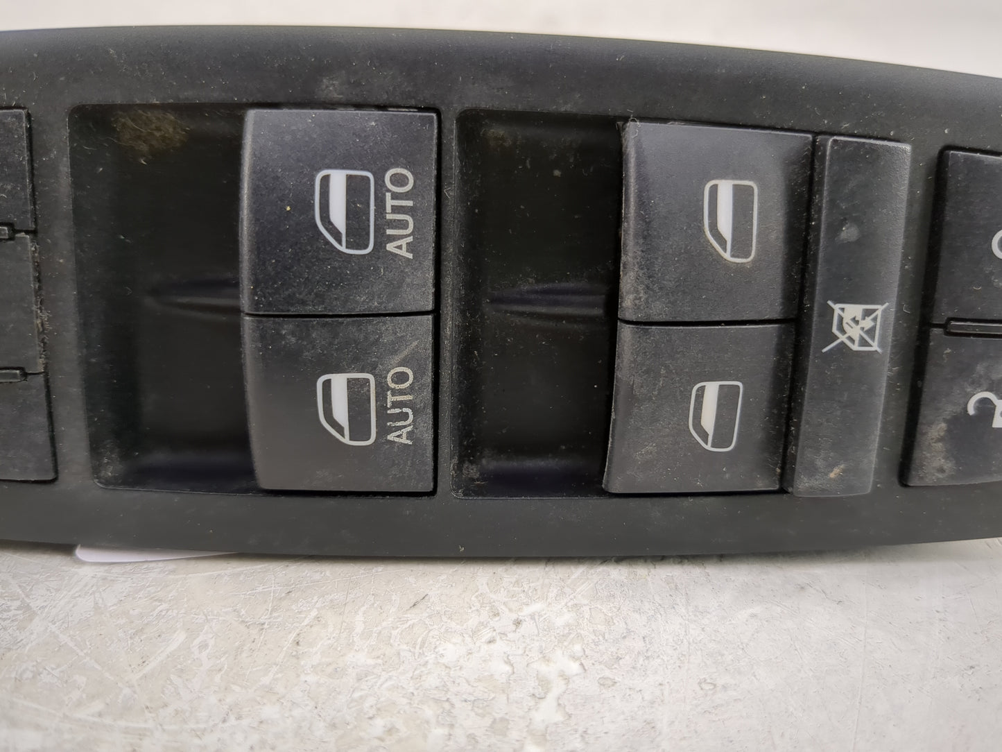 2011-2014 Chrysler 300 Master Power Window Switch Replacement Driver Side Left P/N:68139805AB Fits OEM Used Auto Parts - Oem