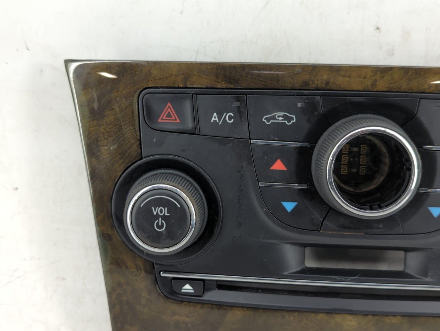 2014 Chrysler 300 Climate Control Module Temperature AC/Heater Replacement P/N:1QH14AAAAC 1QH13AAAAC Fits OEM Used Auto Part