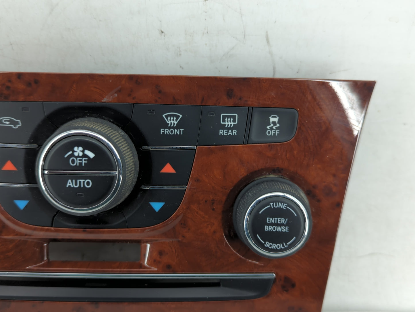 2013-2014 Chrysler 300 Climate Control Module Temperature AC/Heater Replacement P/N:1VH35AAAAB Fits Fits 2013 2014 OEM Used 