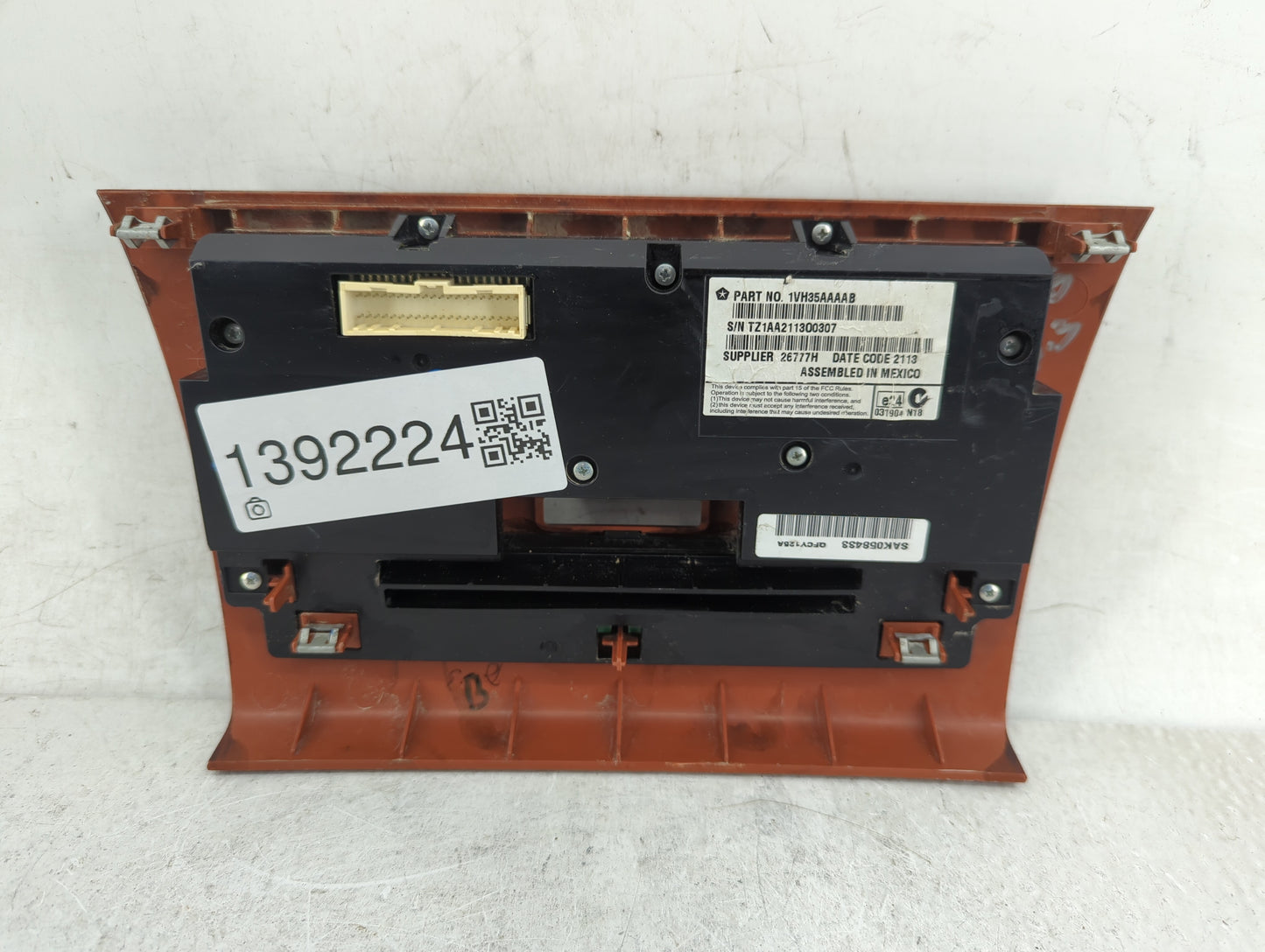 2013-2014 Chrysler 300 Climate Control Module Temperature AC/Heater Replacement P/N:1VH35AAAAB Fits Fits 2013 2014 OEM Used 