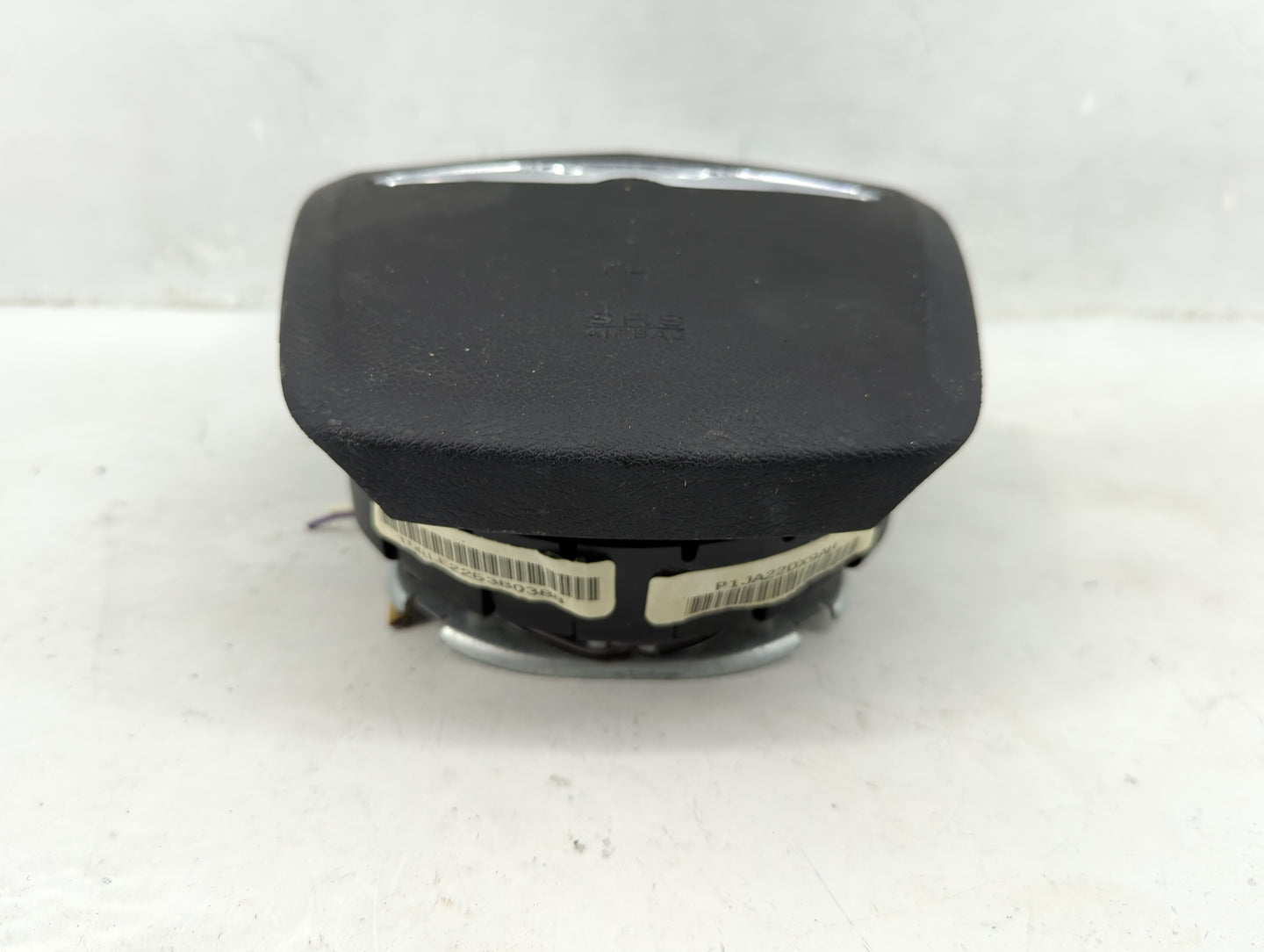 2012-2014 Chrysler 300 Air Bag Driver Left Steering Wheel Mounted Fits Fits 2012 2013 2014 OEM Used Auto Parts - Oemusedauto