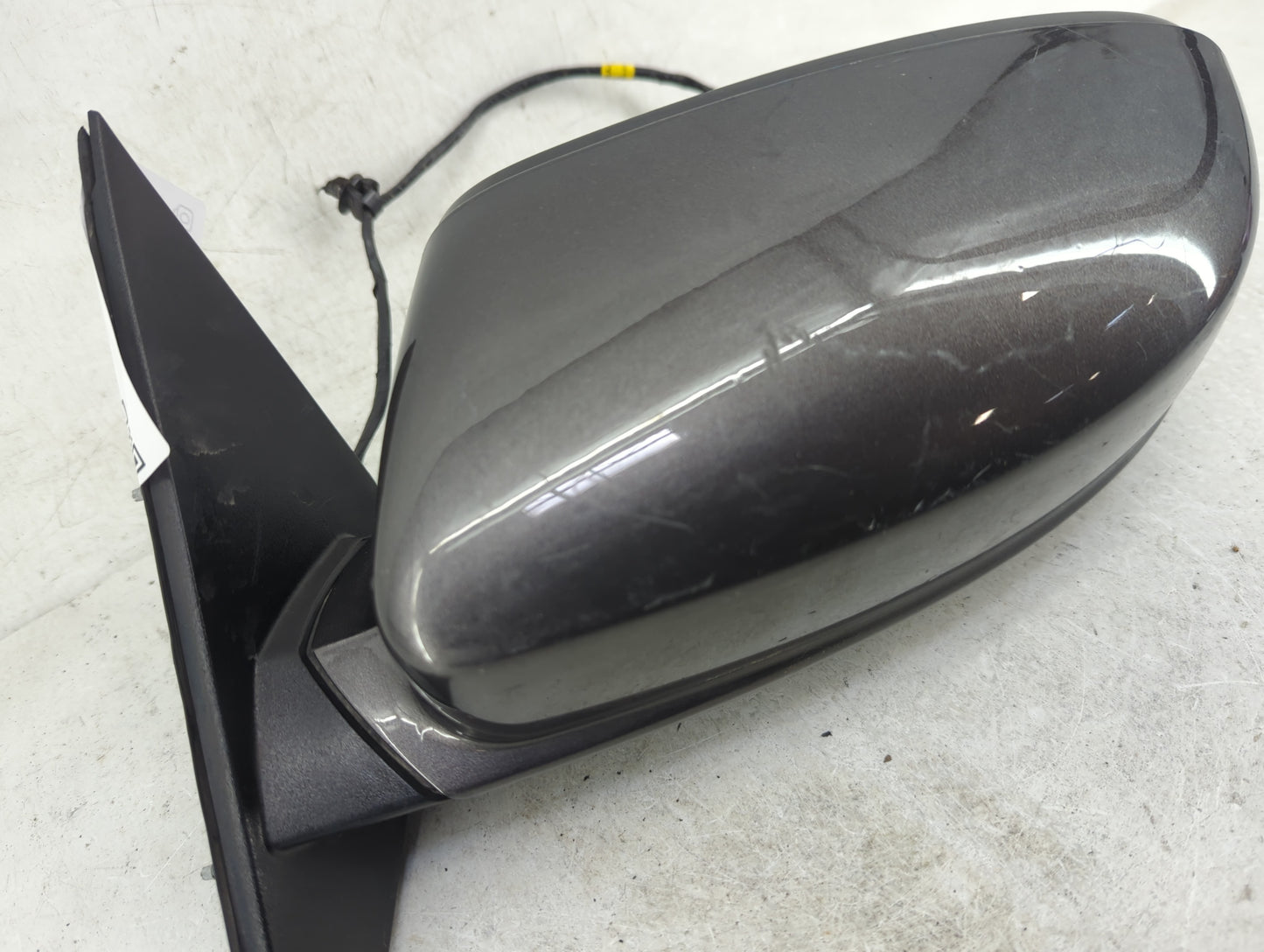 2012-2014 Chrysler 300 Driver Side View Mirror - Left Door Mirror OEM Used - Oemusedautoparts1.com