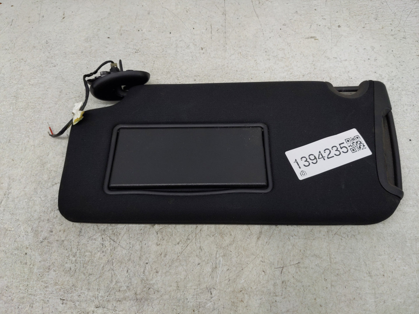 2011-2014 Chrysler 300 Sun Visor Shade Replacement Passenger Right Mirror Fits Fits 2011 2013 2014 OEM Used Auto Parts - Oem