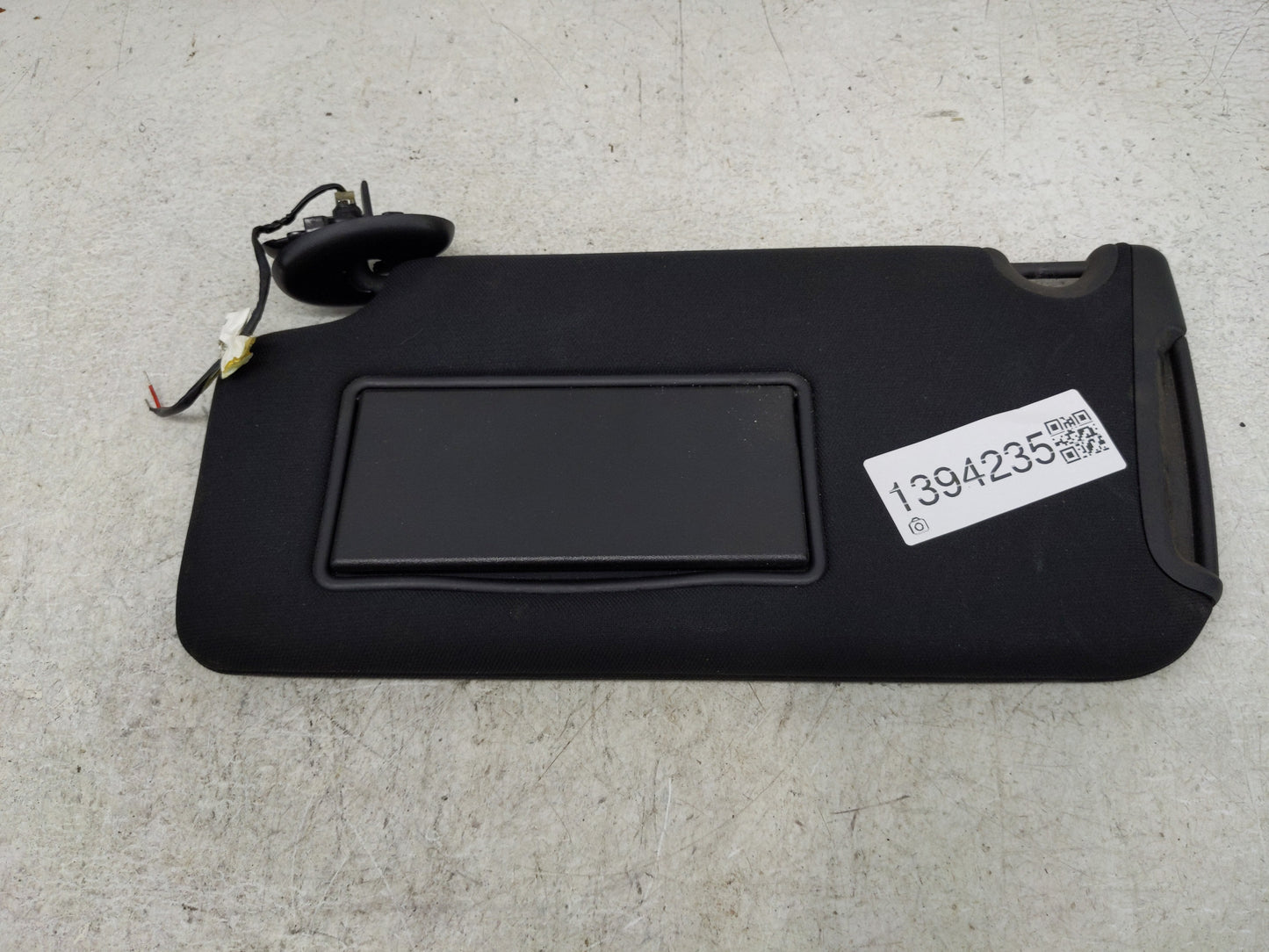 2011-2014 Chrysler 300 Sun Visor Shade Replacement Passenger Right Mirror Fits Fits 2011 2013 2014 OEM Used Auto Parts - Oem