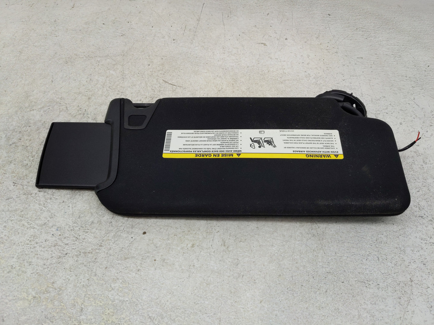 2011-2014 Chrysler 300 Sun Visor Shade Replacement Passenger Right Mirror Fits Fits 2011 2013 2014 OEM Used Auto Parts - Oem