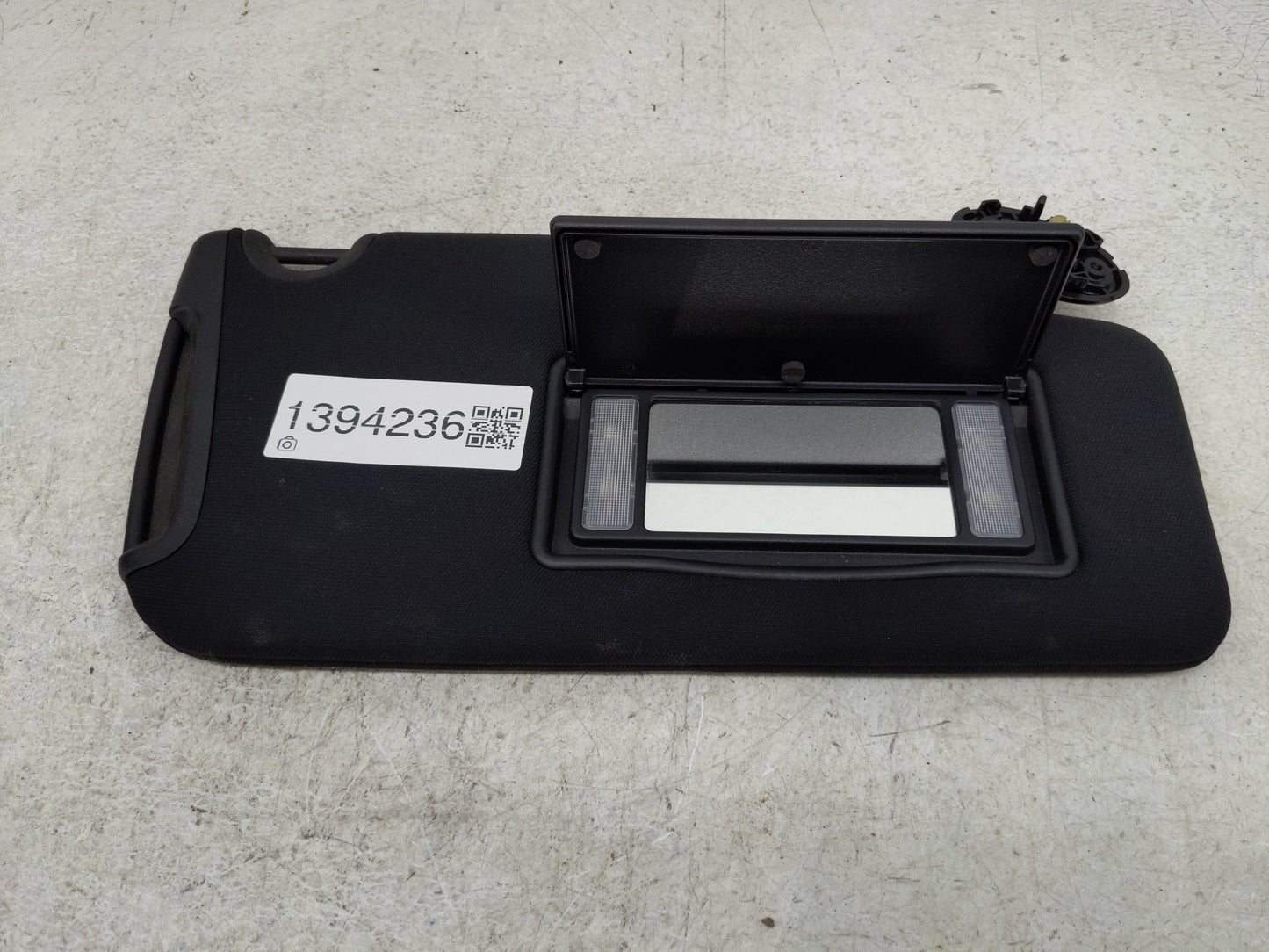 2011-2014 Chrysler 300 Sun Visor Shade Replacement Driver Left Mirror Fits Fits 2011 2013 2014 OEM Used Auto Parts - Oemused