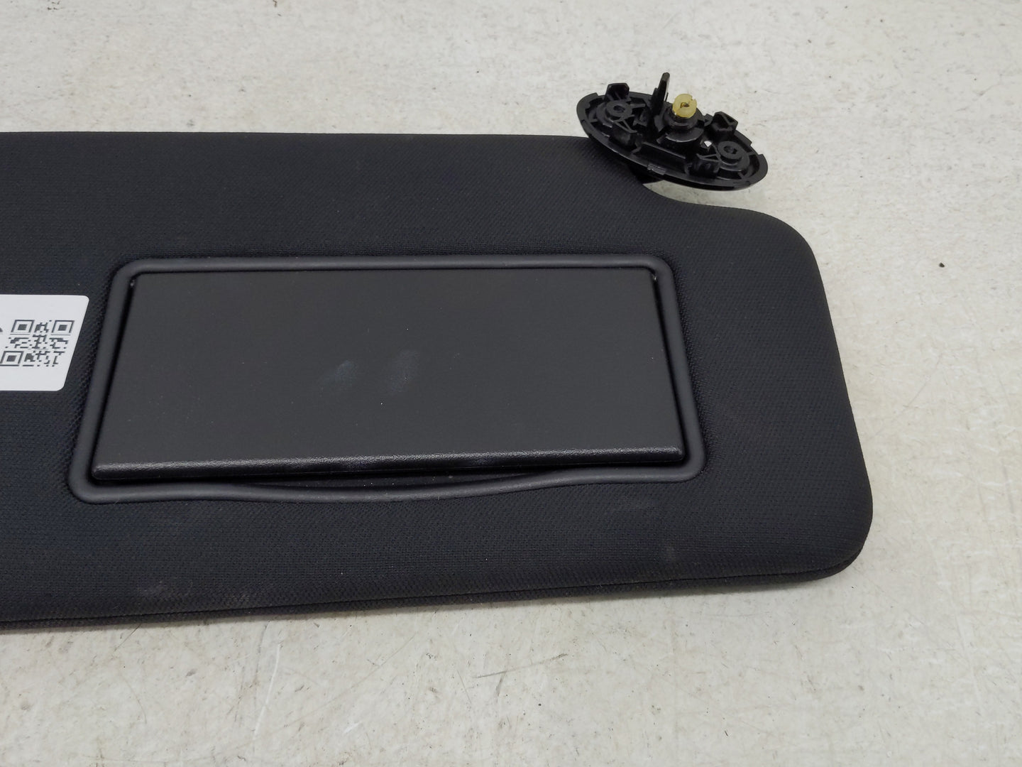 2011-2014 Chrysler 300 Sun Visor Shade Replacement Driver Left Mirror Fits Fits 2011 2013 2014 OEM Used Auto Parts - Oemused