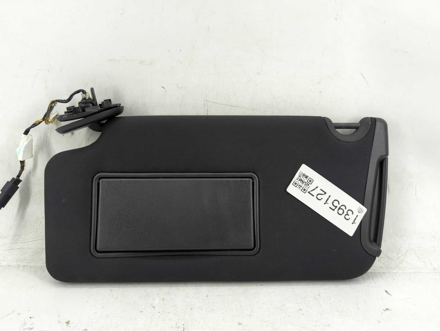 2011-2014 Chrysler 300 Sun Visor Shade Replacement Driver Left Mirror Fits Fits 2011 2013 2014 OEM Used Auto Parts - Oemused