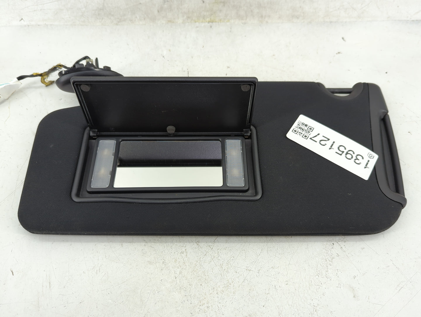 2011-2014 Chrysler 300 Sun Visor Shade Replacement Driver Left Mirror Fits Fits 2011 2013 2014 OEM Used Auto Parts - Oemused