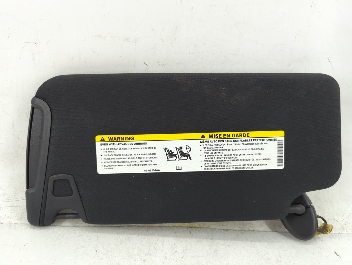 2011-2014 Chrysler 300 Sun Visor Shade Replacement Passenger Right Mirror Fits Fits 2011 2013 2014 OEM Used Auto Parts - Oem