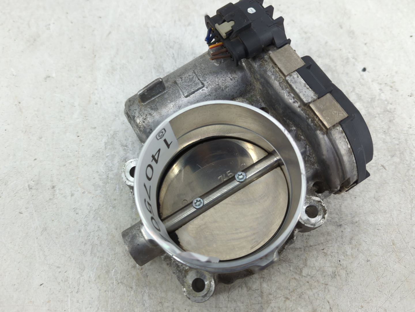 2011-2022 Chrysler 300 Throttle Body P/N:0 280 750 570 05184349AC Fits OEM Used Auto Parts - Oemusedautoparts1.com