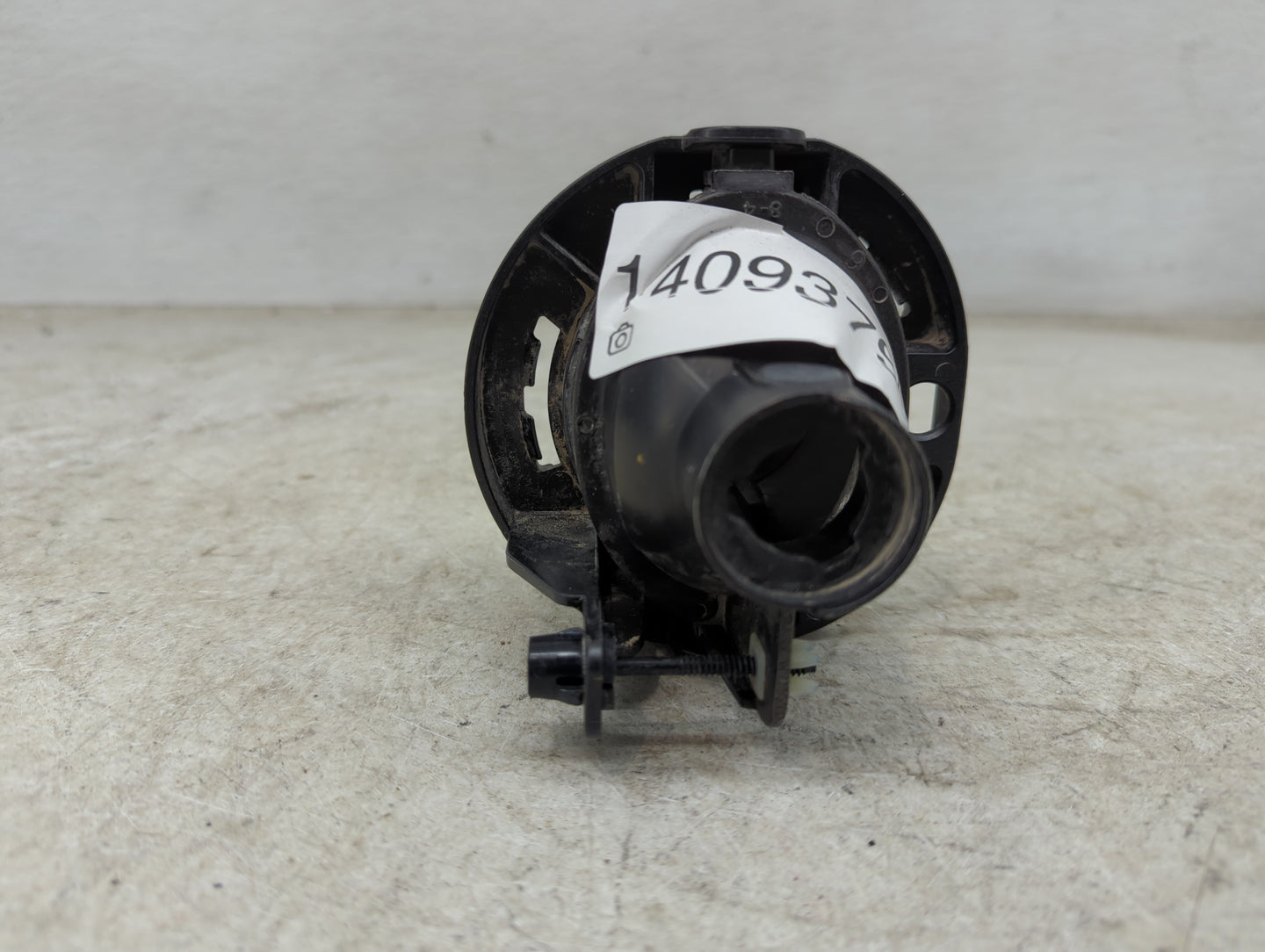 2011-2014 Chrysler 300 Passenger Right Oem Front Light Lamp - Oemusedautoparts1.com