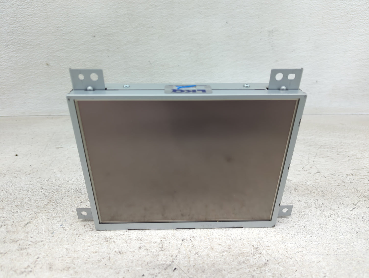 2011-2014 Chrysler 300 Information Display Screen - Oemusedautoparts1.com