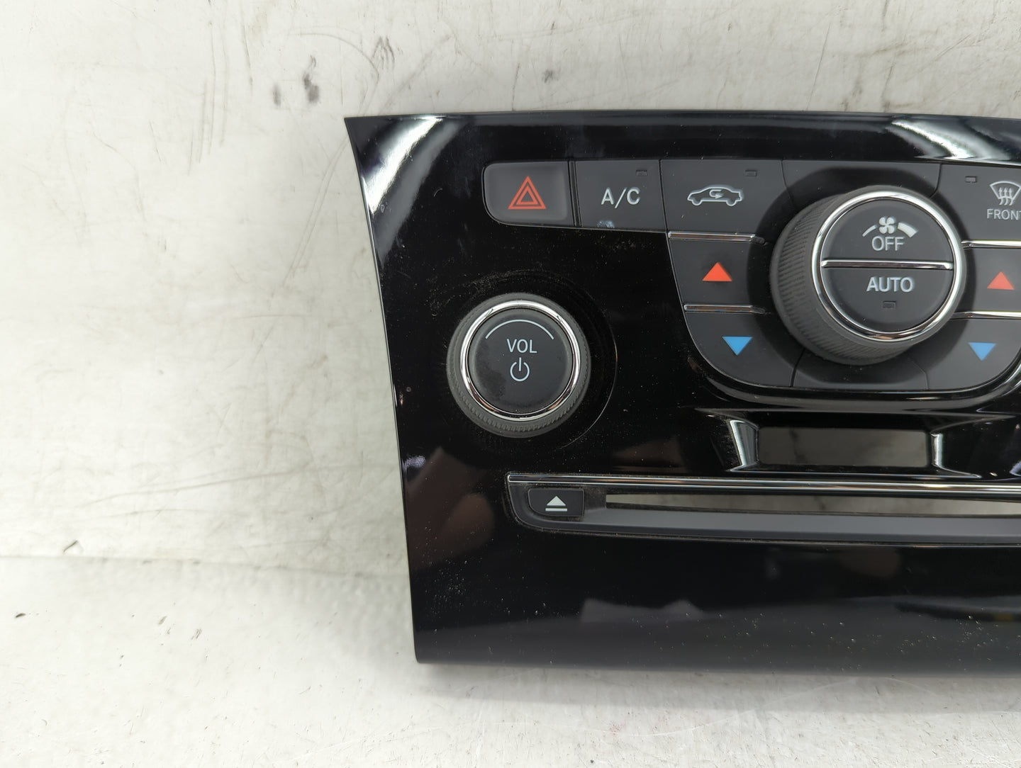 2013-2014 Chrysler 300 Climate Control Module Temperature AC/Heater Replacement P/N:1UV82DX8AB Fits Fits 2013 2014 OEM Used 
