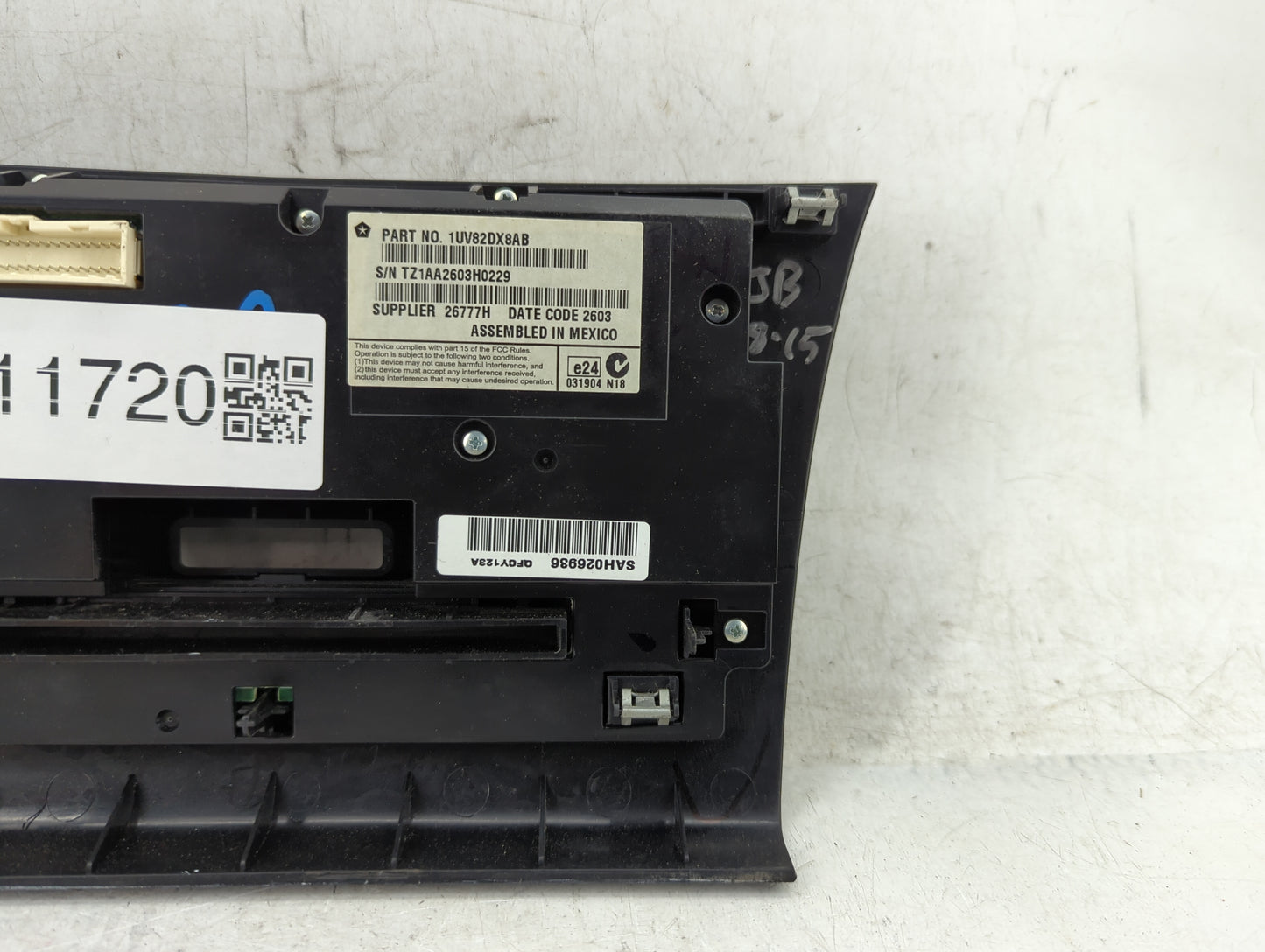 2013-2014 Chrysler 300 Climate Control Module Temperature AC/Heater Replacement P/N:1UV82DX8AB Fits Fits 2013 2014 OEM Used 