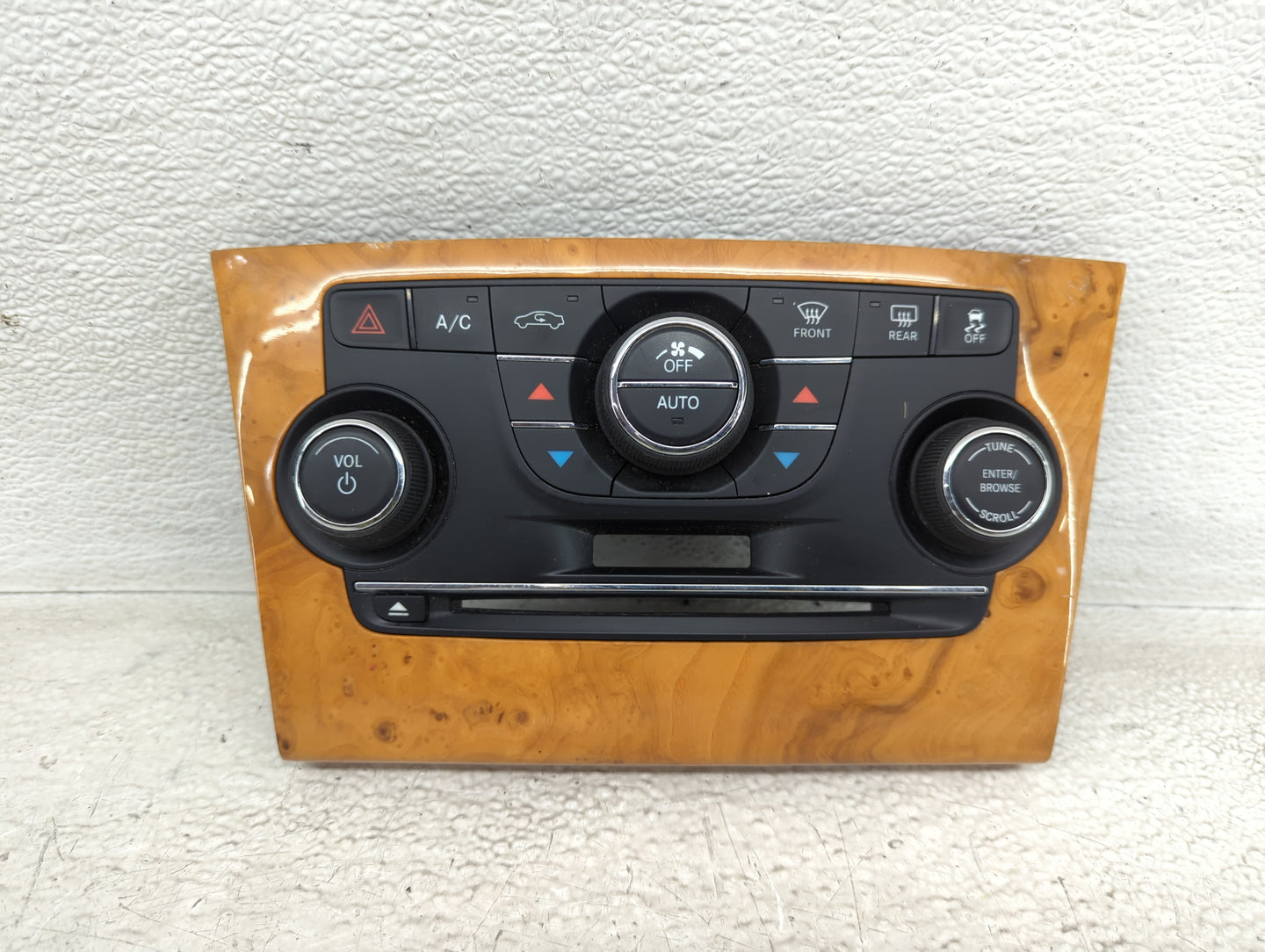 2013-2014 Chrysler 300 Climate Control Module Temperature AC/Heater Replacement P/N:1VD68AAAAA Fits Fits 2013 2014 OEM Used 