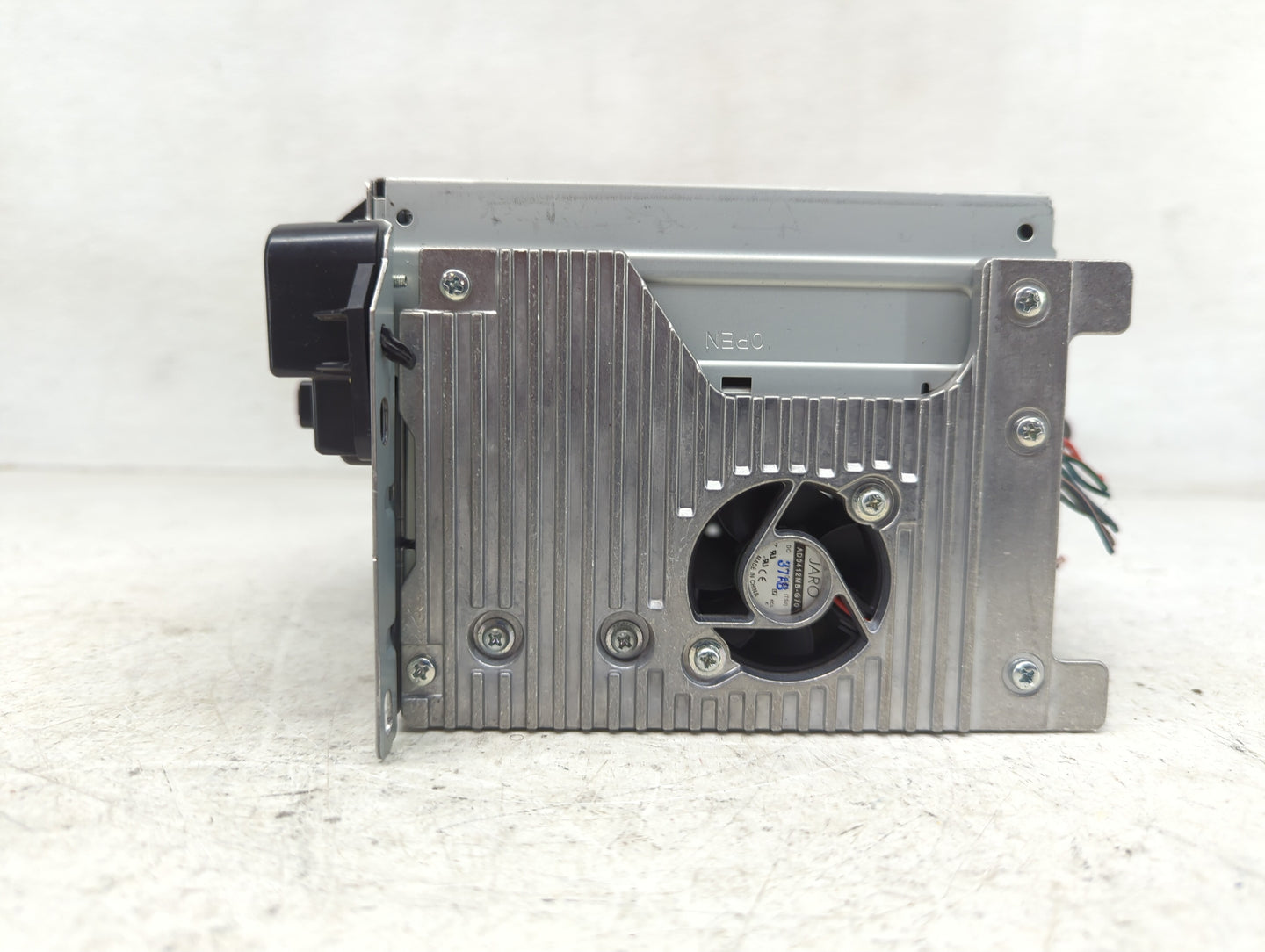 2014 Chrysler 300 Radio AM FM Cd Player Receiver Replacement P/N:68210553AE Fits OEM Used Auto Parts - Oemusedautoparts1.com