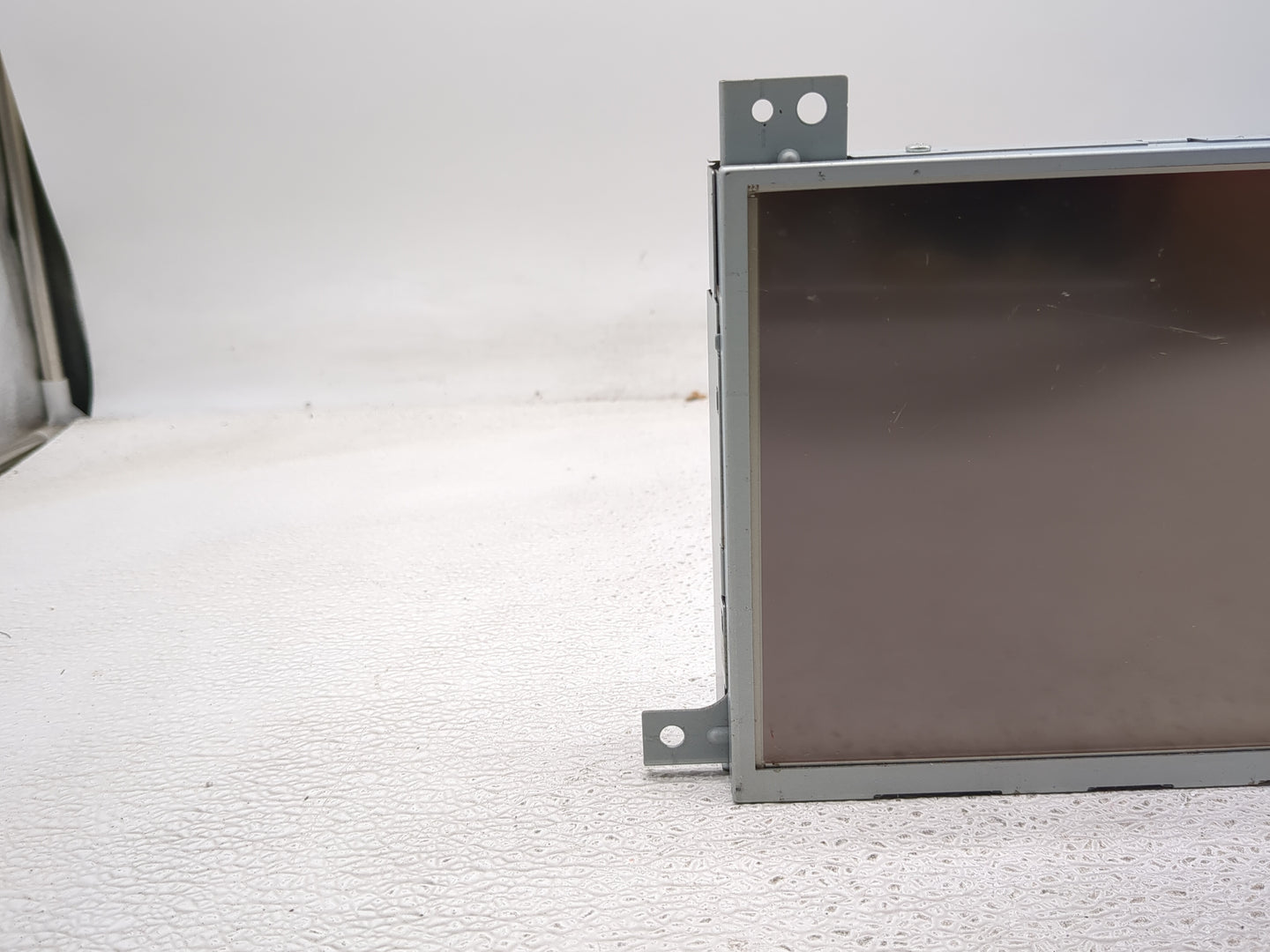 2011-2014 Chrysler 300 Information Display Screen - Oemusedautoparts1.com