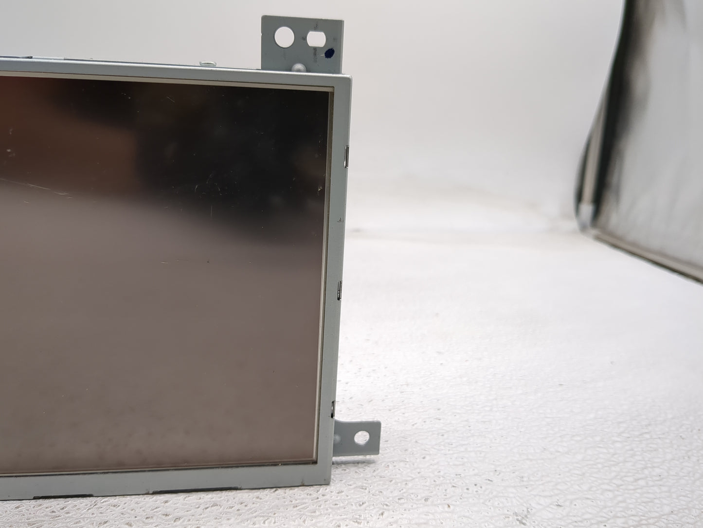 2011-2014 Chrysler 300 Information Display Screen - Oemusedautoparts1.com