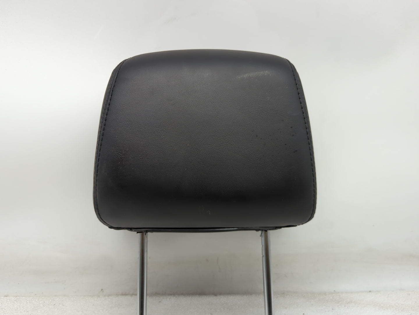 2014 Chrysler 300 Headrest Head Rest Front Driver Passenger Seat Fits OEM Used Auto Parts - Oemusedautoparts1.com