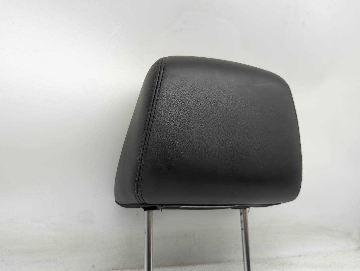 2014 Chrysler 300 Headrest Head Rest Front Driver Passenger Seat Fits OEM Used Auto Parts - Oemusedautoparts1.com