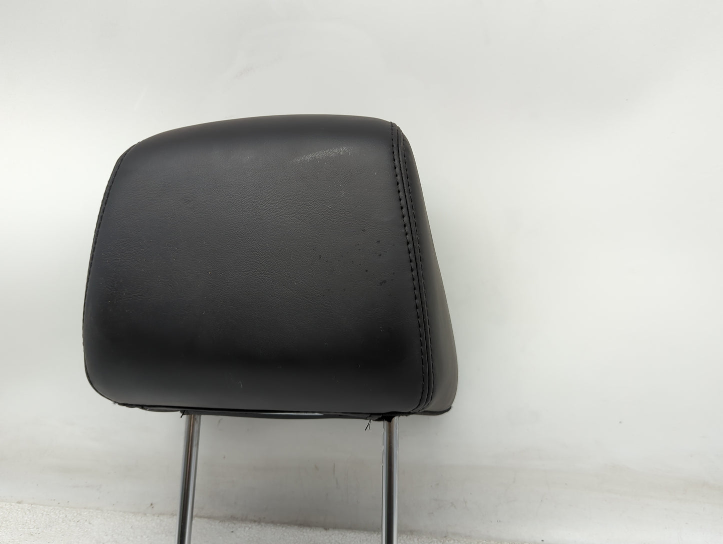 2014 Chrysler 300 Headrest Head Rest Front Driver Passenger Seat Fits OEM Used Auto Parts - Oemusedautoparts1.com
